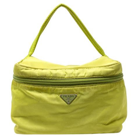 tessuto sport prada